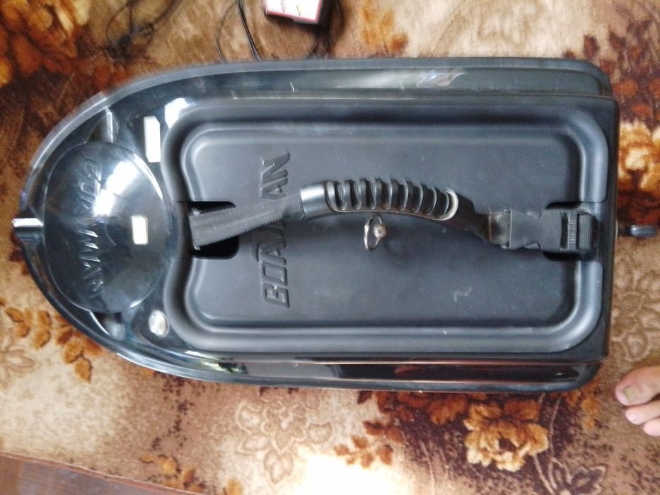 Лодка за захранване