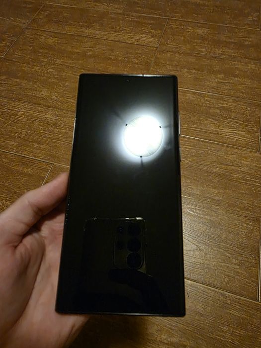 De vânzare Samsung Galaxy S22 Ultra 256GB - Stare impecabilă!