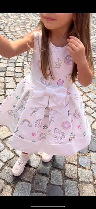 Rochita cu unicorni . 2 ani- 92 cm