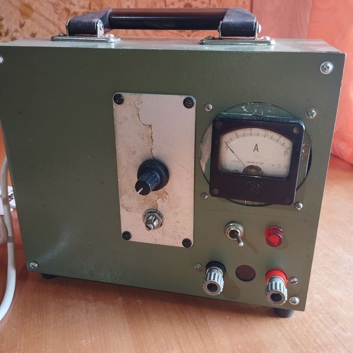 Продам зарядное устройсва