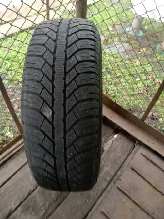 Vând Jante de aluminiu Renault megane.