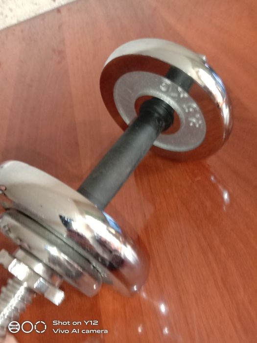 Gantel yangi 6 kg li kimga kerak tel qilila dastavkayam bor