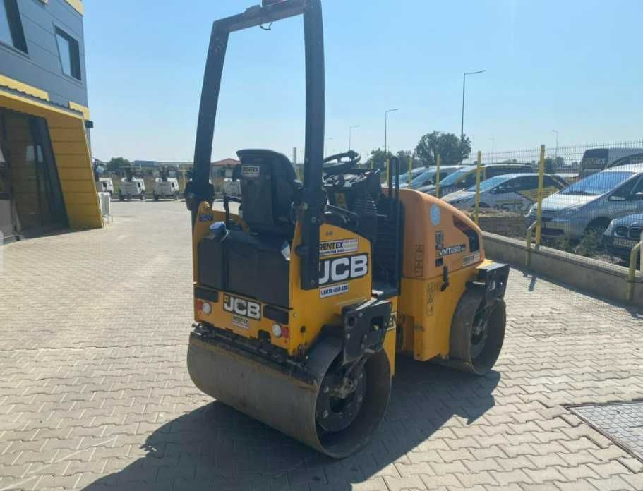 Валяк 3т JCB VMT260