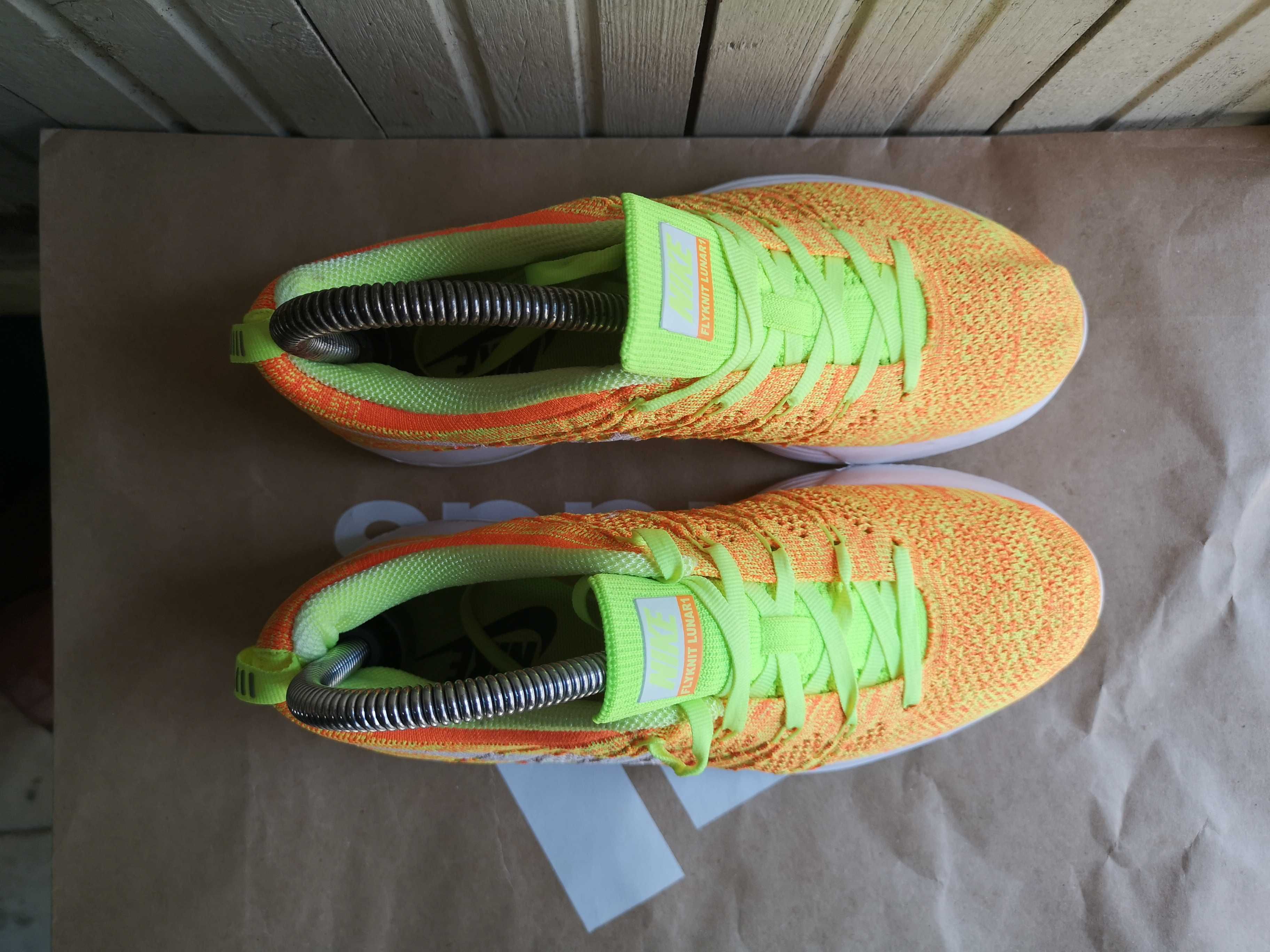 ''Nike Flyknit Trainer''оригинални маратонки 38 номер
