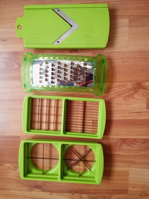 Набор для измельчения овощей и фруктов.