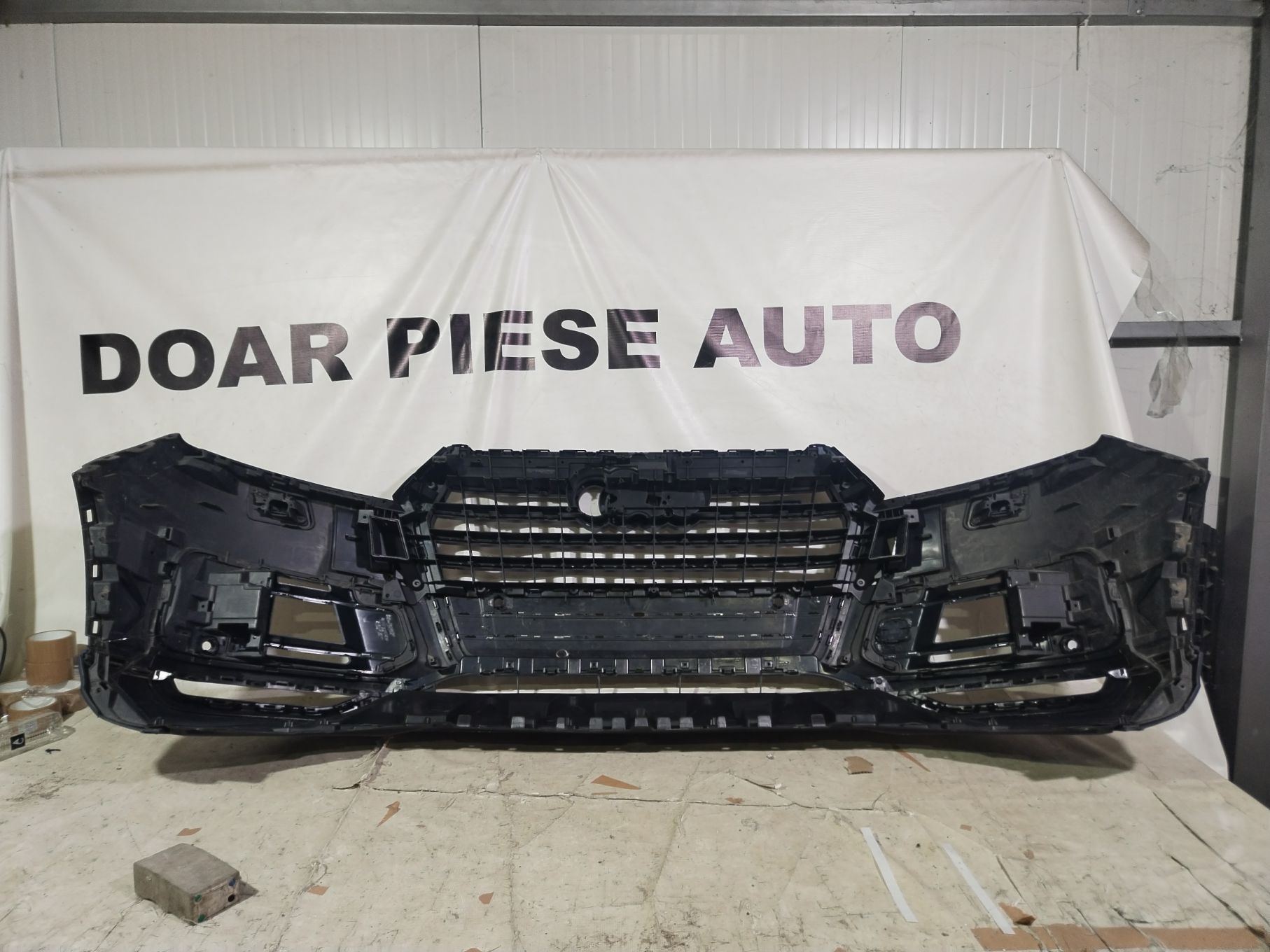 Bara fata Audi Q7 4M ,2016, 2017, 2018, 2019, 2020, 4M0807437L.