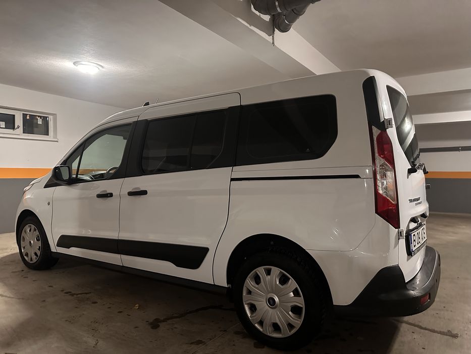 Ford Transit Connect 2023 doar 45.000 km!
