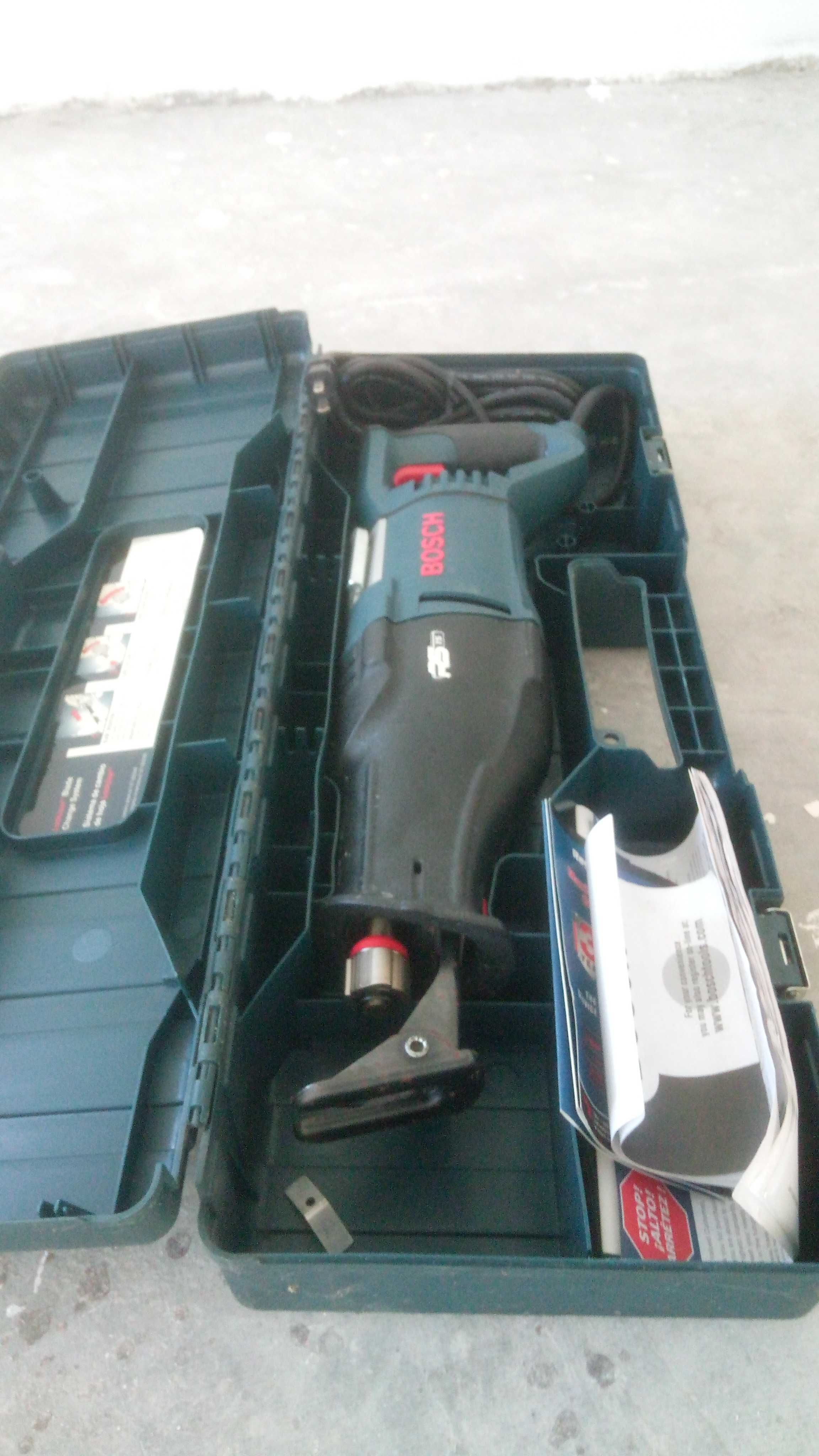 Саблен трион Bosch professional RS 15