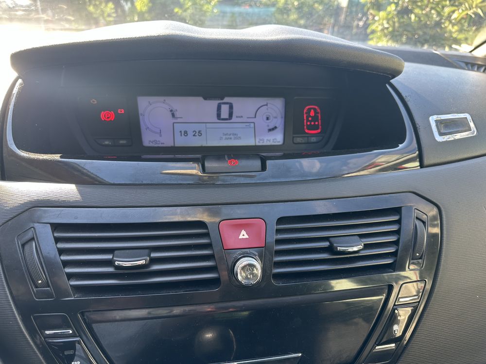 Продавам Citroen C4