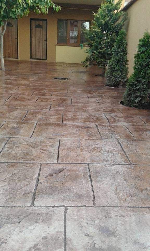 Tencuiala gresie parchet beton elicopterizat amprentat  pavele piatra