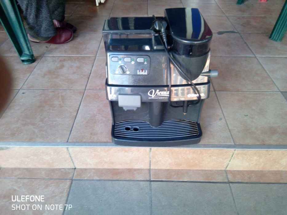 vand aparat cafea saeco vienna