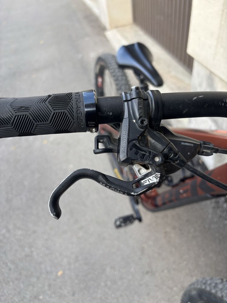 Trek slash 8 2023
