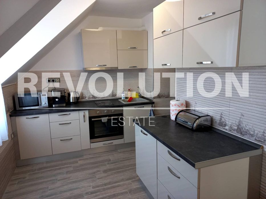 Дава се под наем Тристаен апартамент в Варна, Лятно кино Тракия - 110 кв.м за 1000 € - Снимка #3