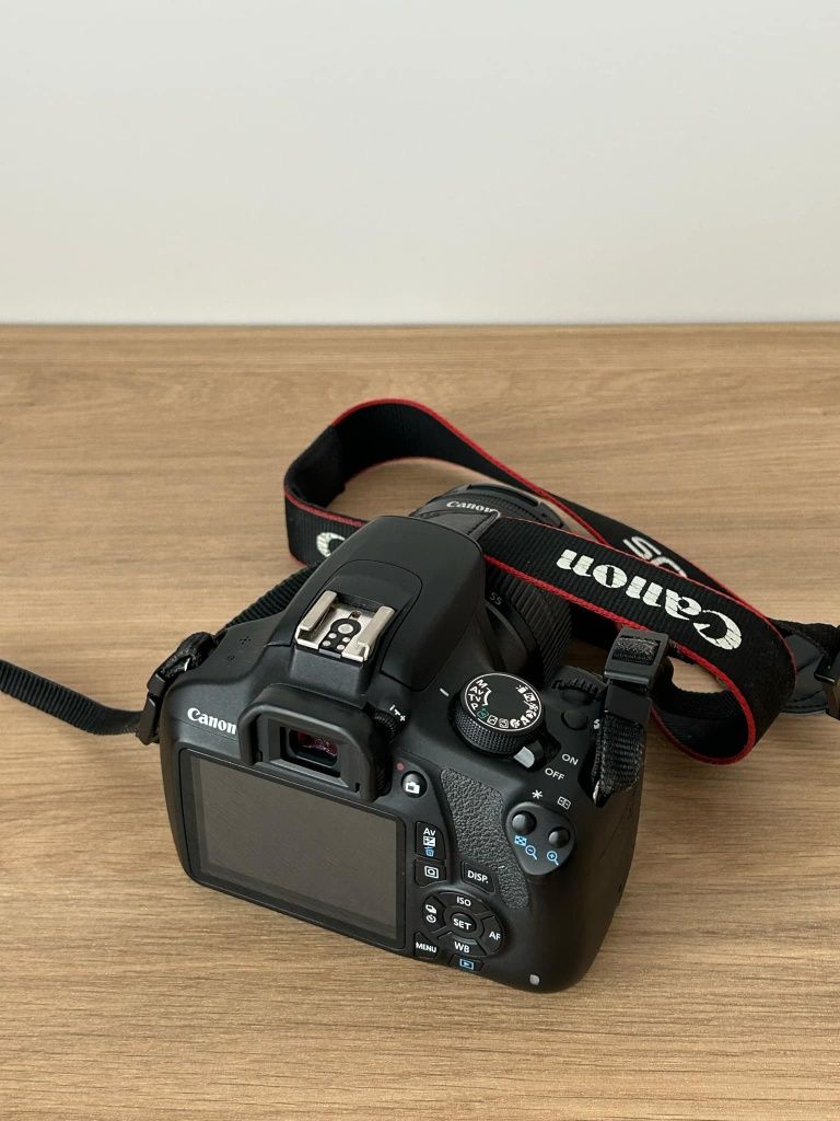 Canon EOS 1200d + чанта