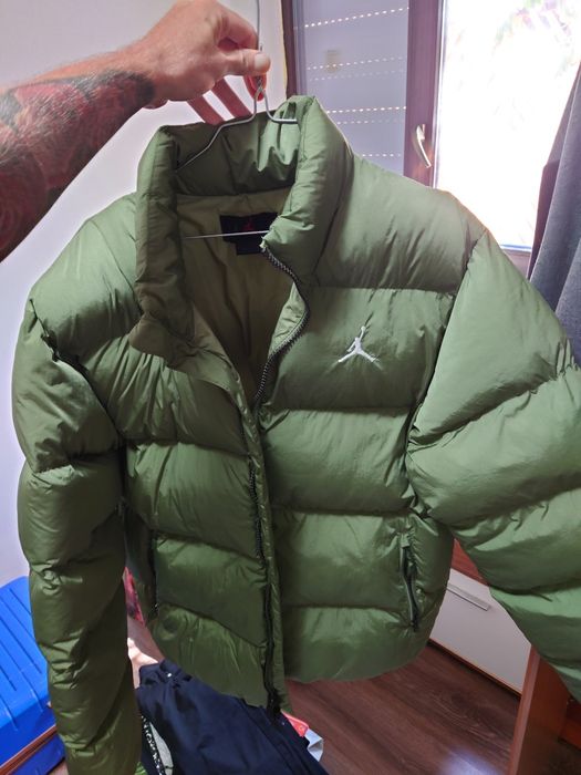 Geacă pufoasă verde Adidas Jordan Essentials