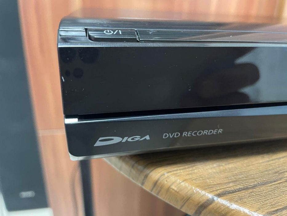 Panasonic DMR-EH495 DVD Recorder