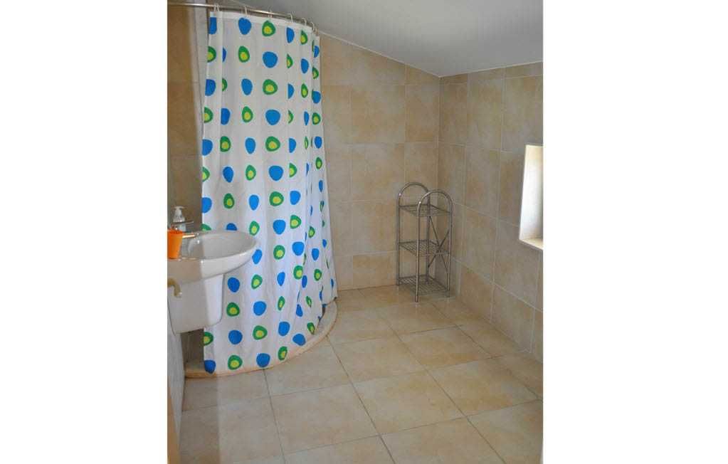 Продава се Къща в Бяла - 198 кв.м за 677 €/кв.м - Снимка #16