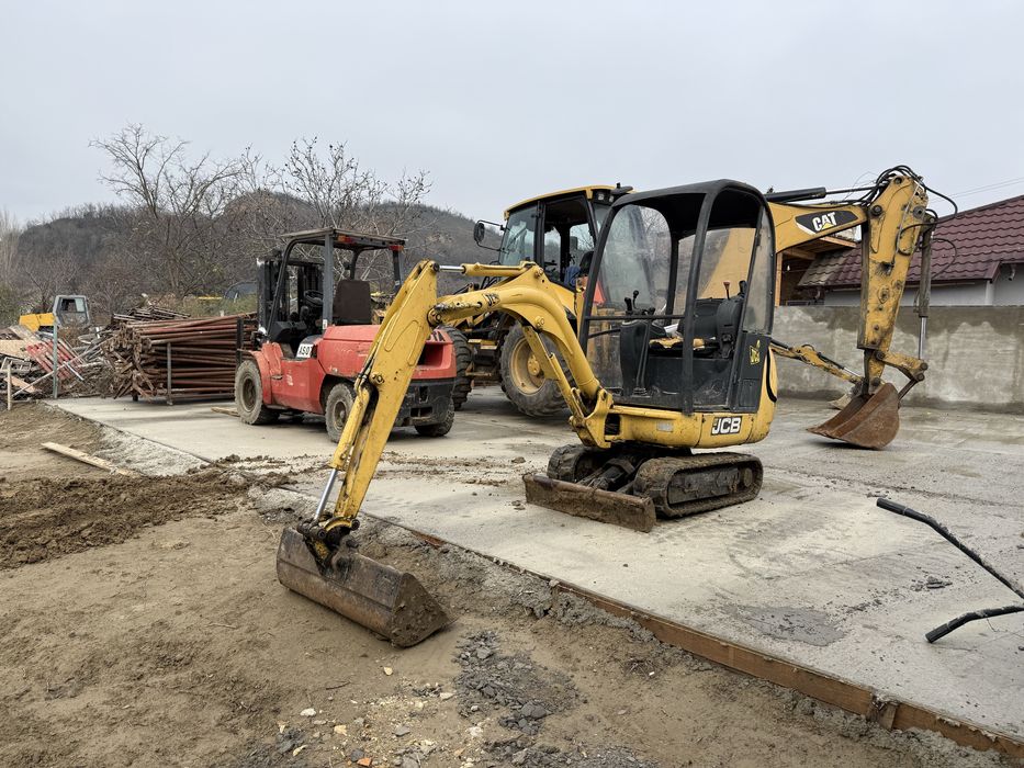 Mini excavator jcb 8018