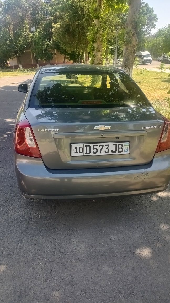 Chevrolet gentra 2016