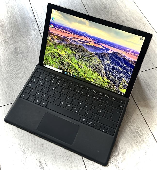 Ofertă Bombă! Microsoft Surface Pro 7! Stare Foarte Bună! Super Preț