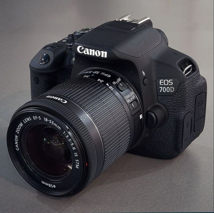 Фотоаппарат canon 700d