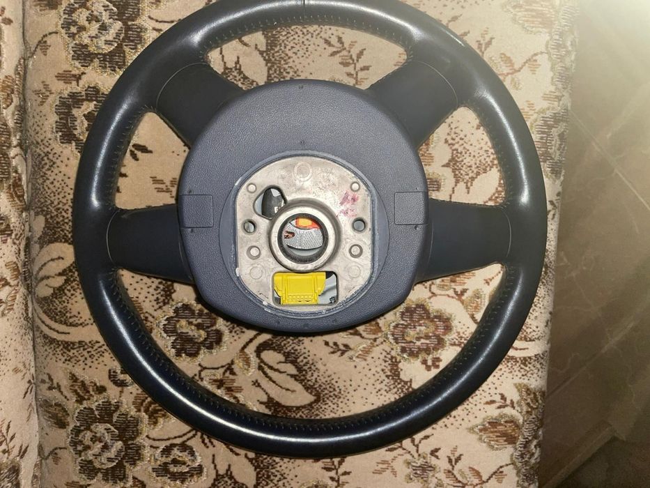 Volan cu airbag starea impecabila