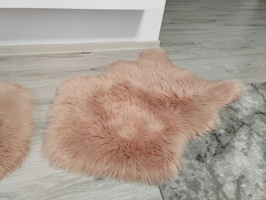 Blanita roz pudră / covoraș