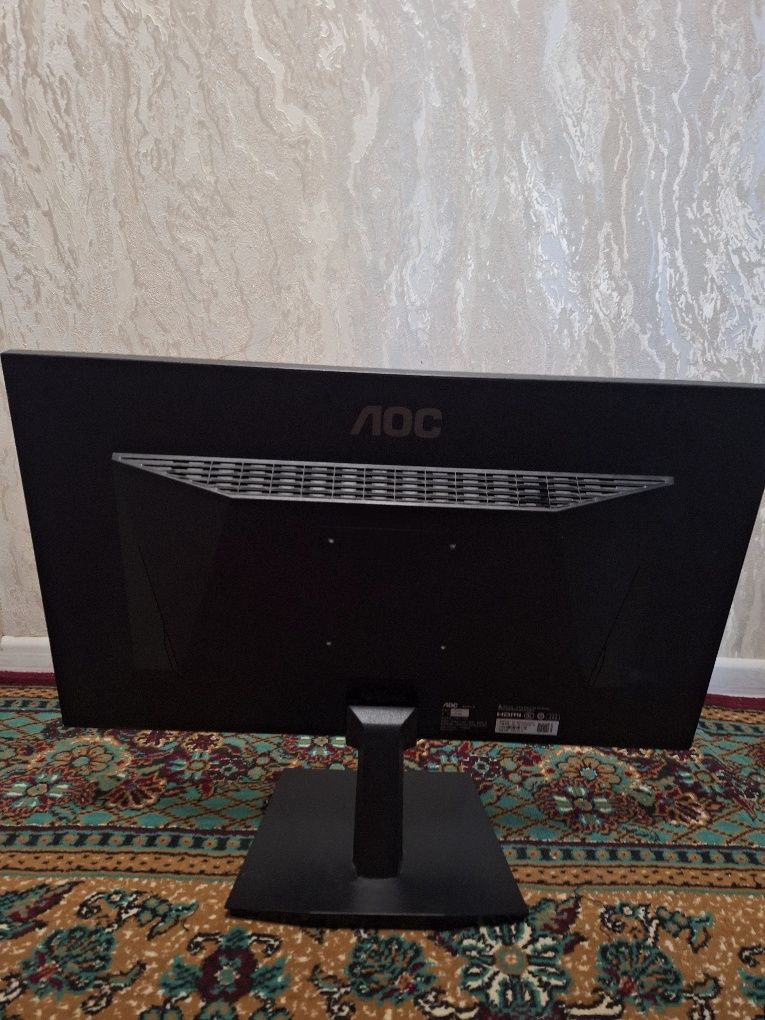 AOC monitor 


O‘lchami: ~24 dy