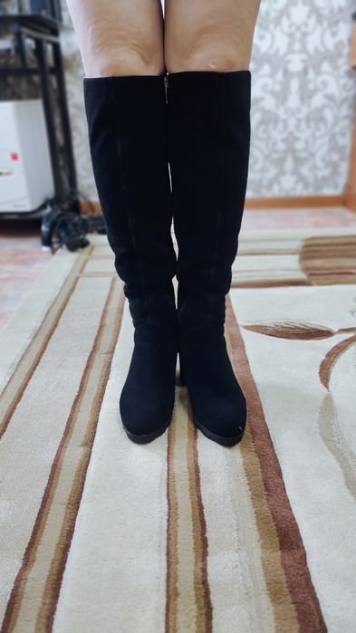 Женские сапоги новые