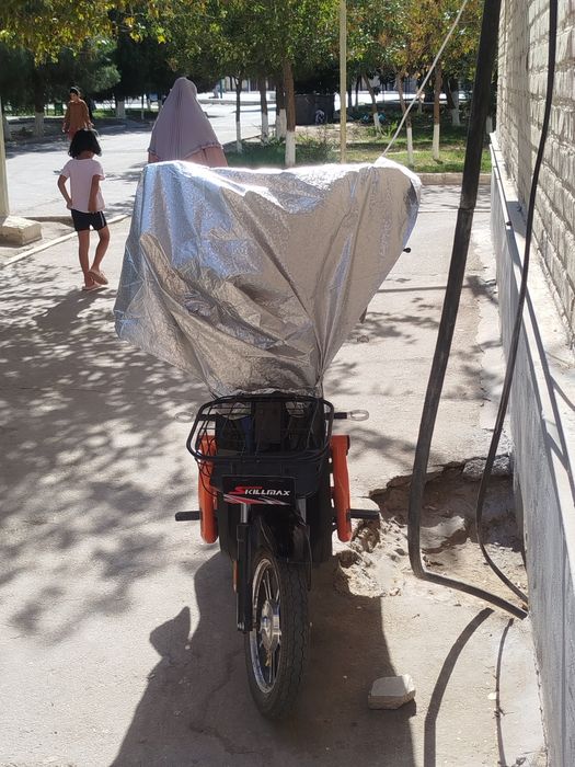 Sotiladi masla skuter