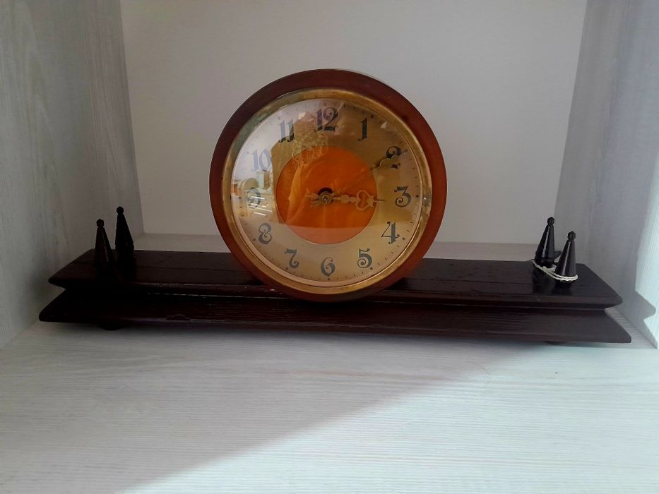 Весна ссср час настолний