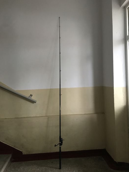 Vând lansetă crap wind blade 2.70m 80-240g folosită o partidă