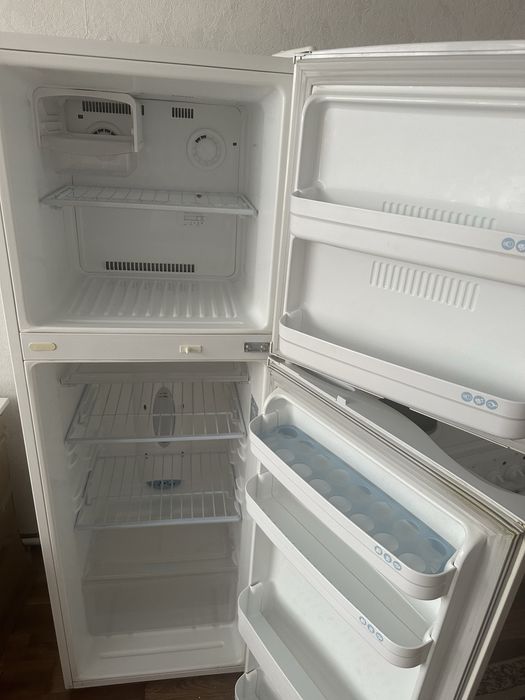 Продам холодильник б/у