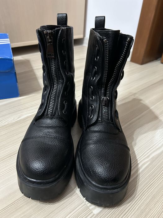 Ghete cu fermoar marimea 39