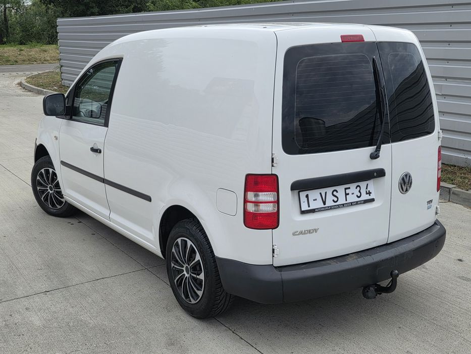 Volkswagen Caddy 1.6tdi Ac carlig import Olanda
