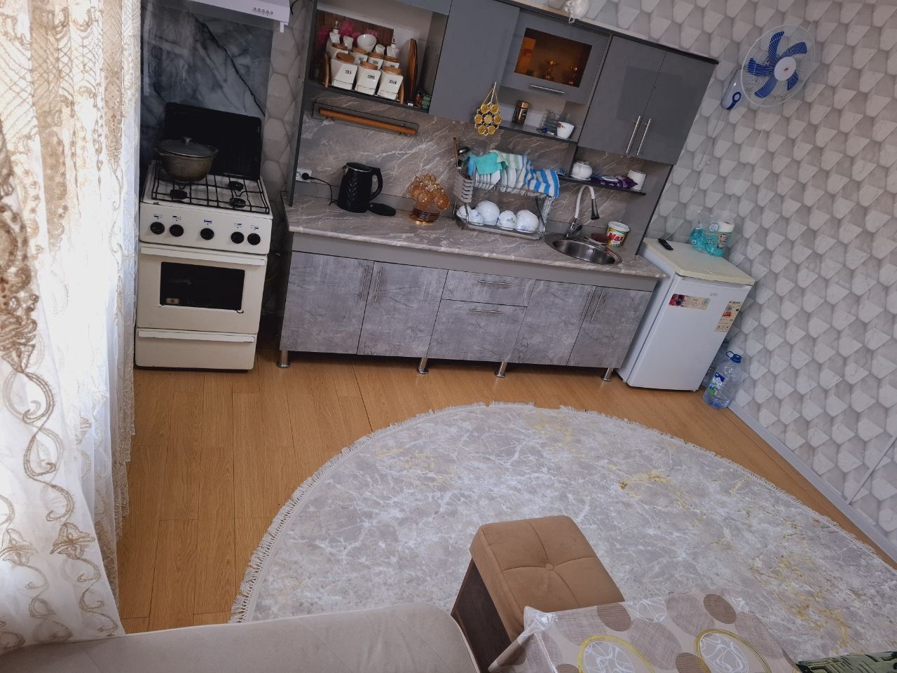 Продаётся 1 комнатная квартира в Чирчике