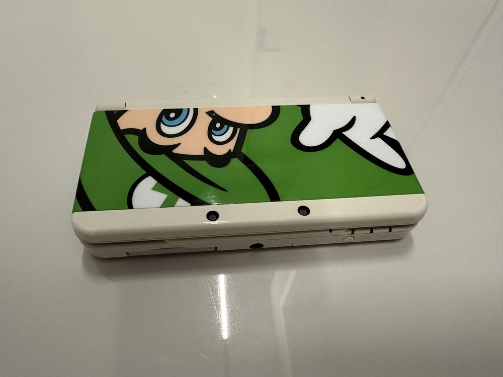 Nintendo New 3DS Luigi Edition