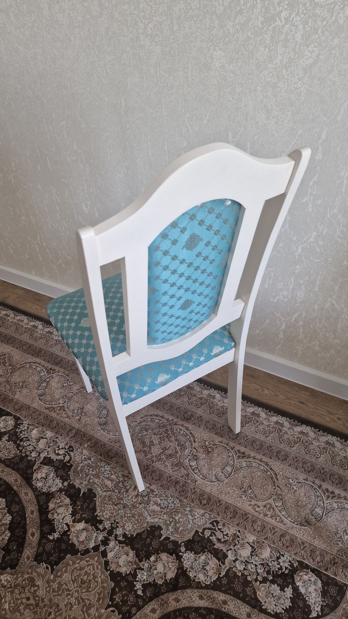 Продам стулья качественные