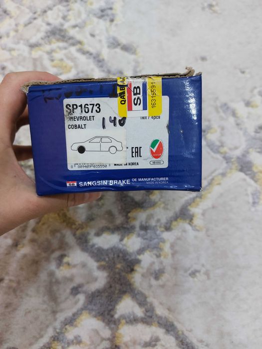 Продаю новые оригинал Cobalt тормозные колодки(передние)
