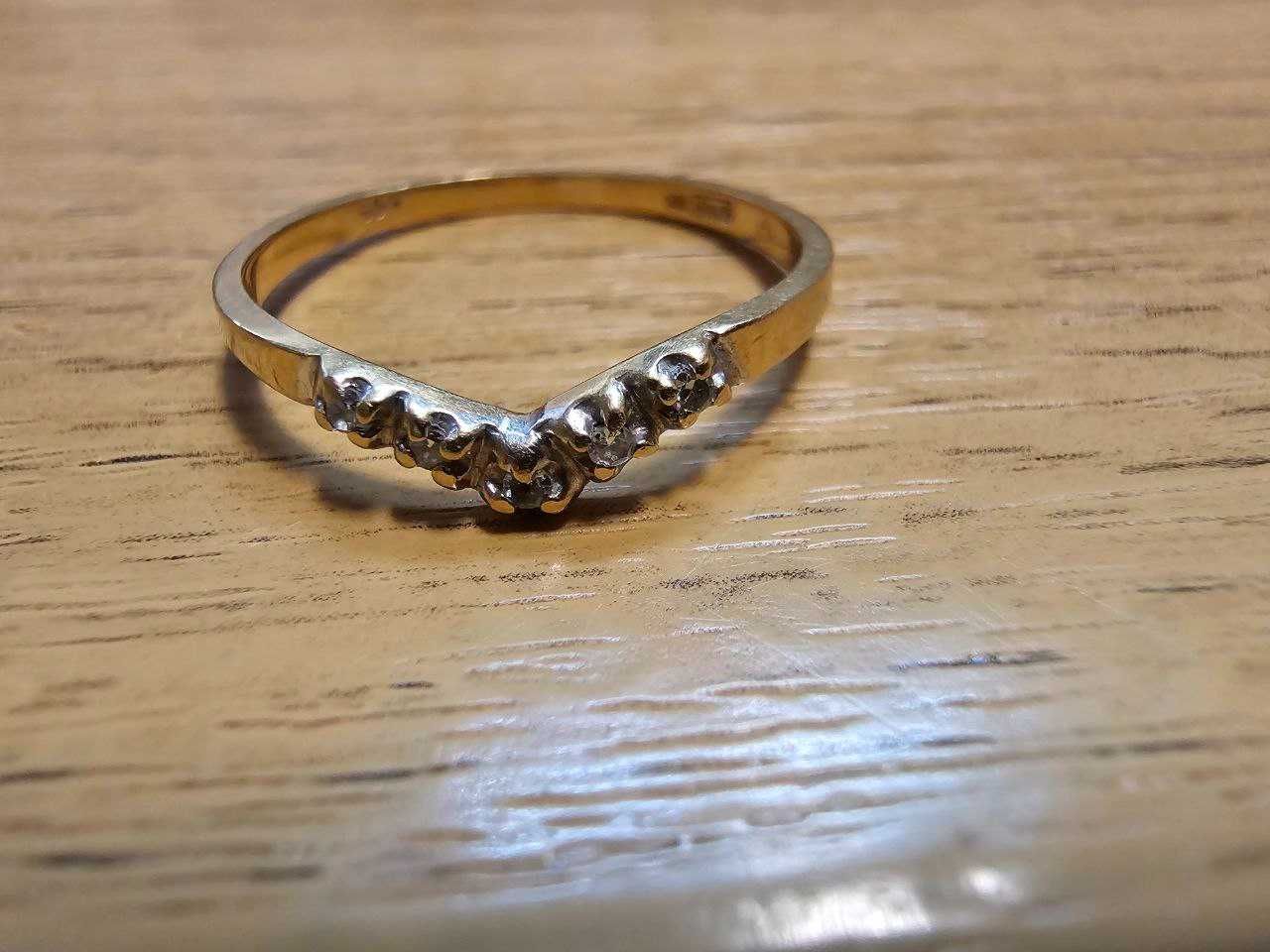 Inel cu diamante 18k(antikgemma)