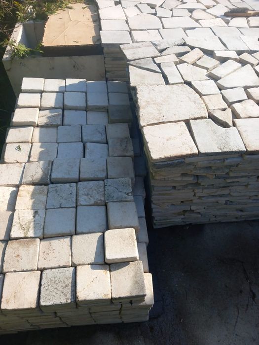 Vand piatra naturala pentru pavaje sau placare curte, gradina
