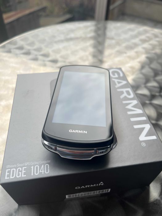 Велокомпютър Garmin Edge 1040+Сензор за скорост v2+Сензор за каданс v2
