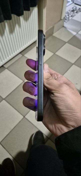 iPhone 15 pro 128 gb black