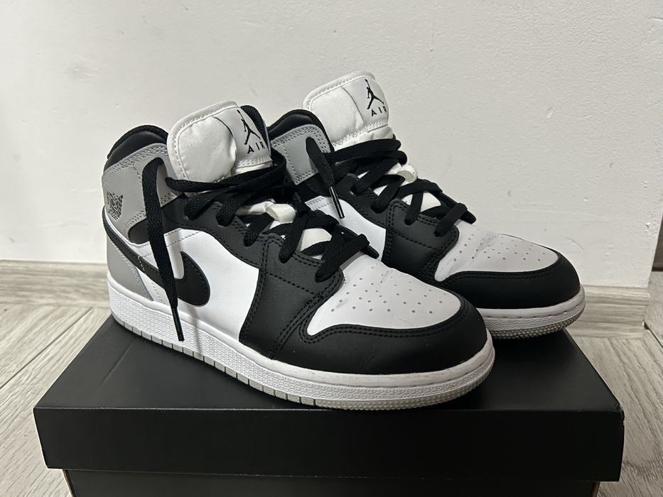 Jordan Air 1 Mid