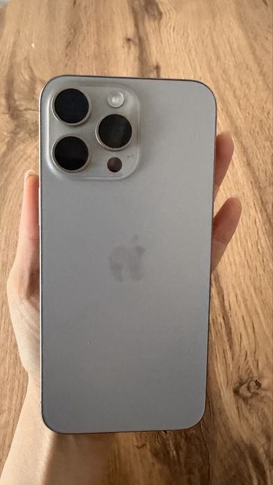 Продам iphone 15 Pro Max