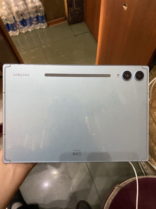 Продается планшет срочно