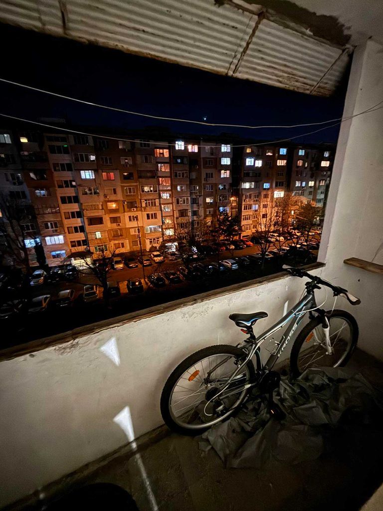 Продава се Двустаен апартамент в Бургас, Център - 60 кв.м за 1834 €/кв.м - Снимка #8