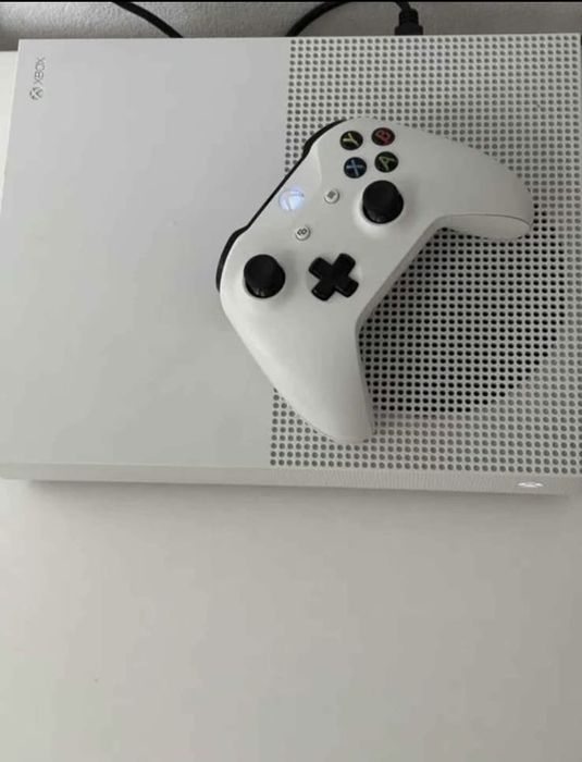 Vand un Xbox one S
