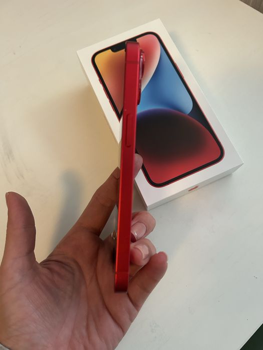 Vand iphone 14 2 bucati Rosu si Negru 128GB