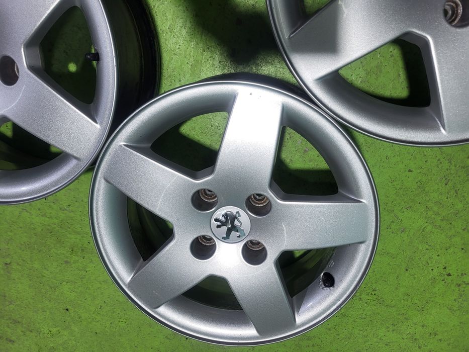 15 4x108 Peugeot лети джанти 4х108 пежо